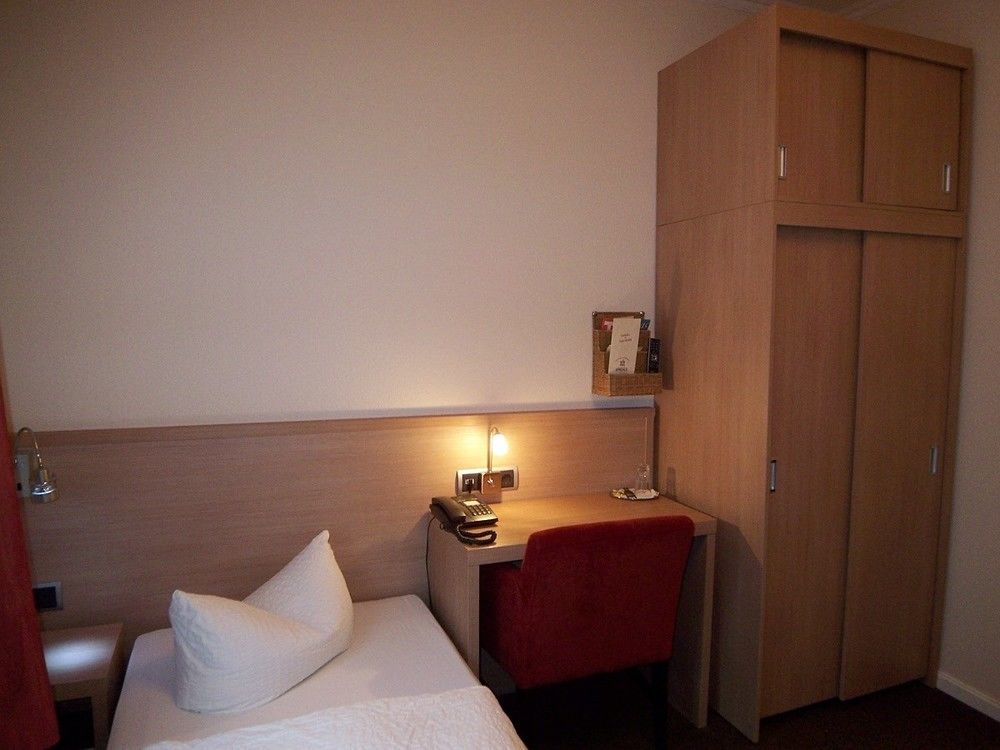 Hotel Sprenz Oldenburg Esterno foto